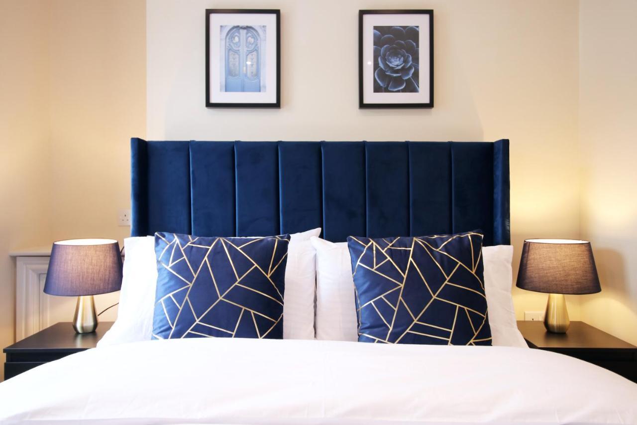 Luxury 4 Bedroom 4 Ensuite Home In Penarth Cardiff Bagian luar foto