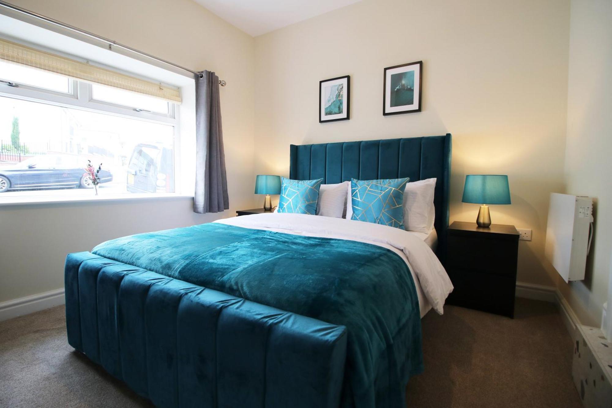 Luxury 4 Bedroom 4 Ensuite Home In Penarth Cardiff Bagian luar foto