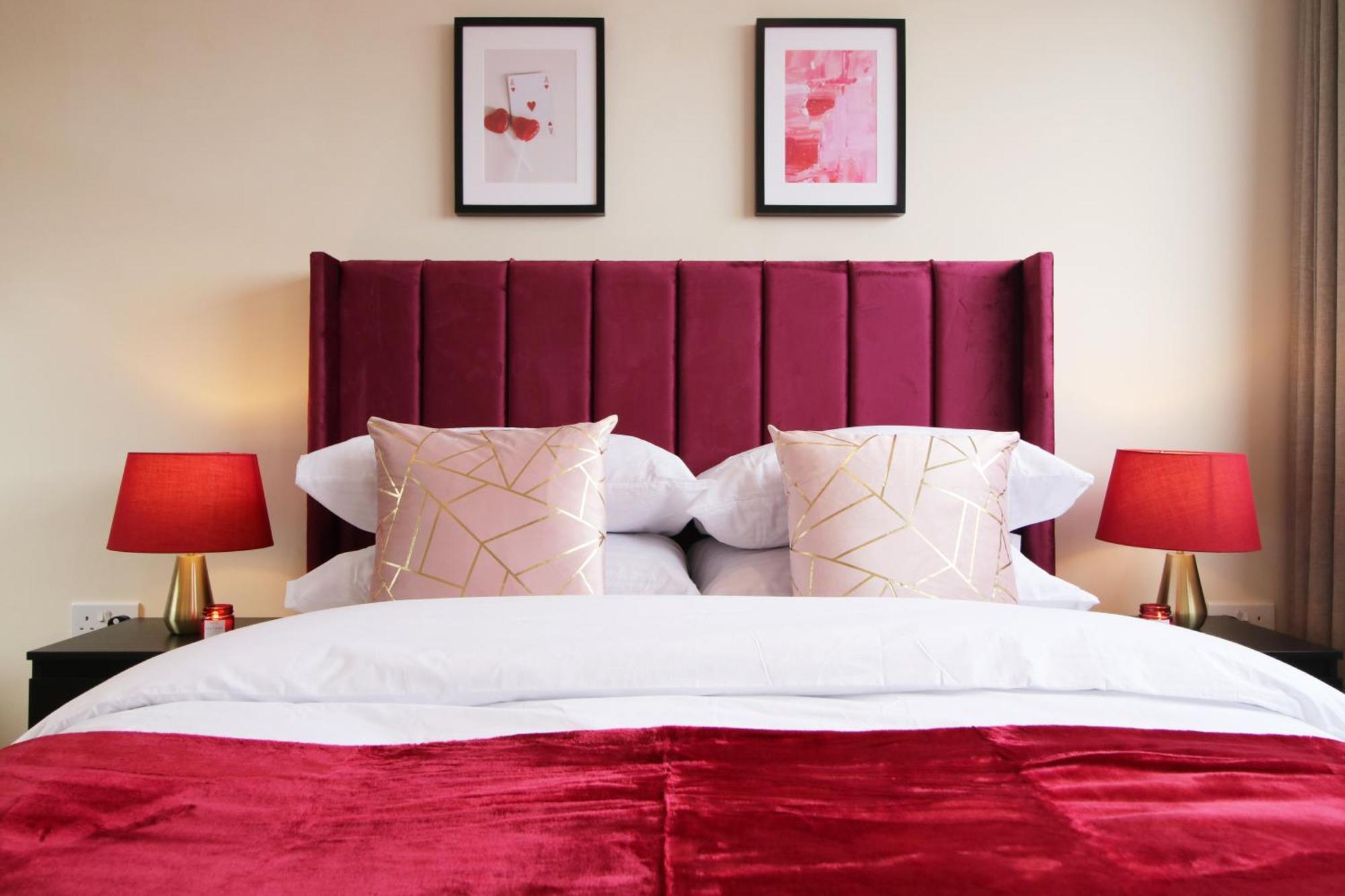 Luxury 4 Bedroom 4 Ensuite Home In Penarth Cardiff Bagian luar foto